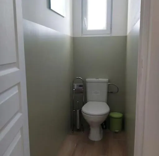 Holiday home Independant Avec Vue Sur Mont St Michel Lolif